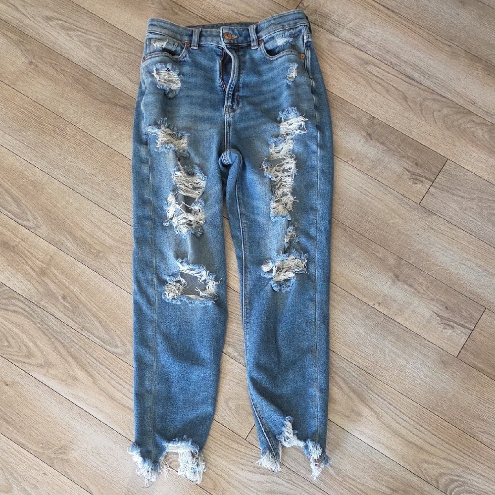 American Eagle 4 Ripped Light Blue Women's Cropped Jeans